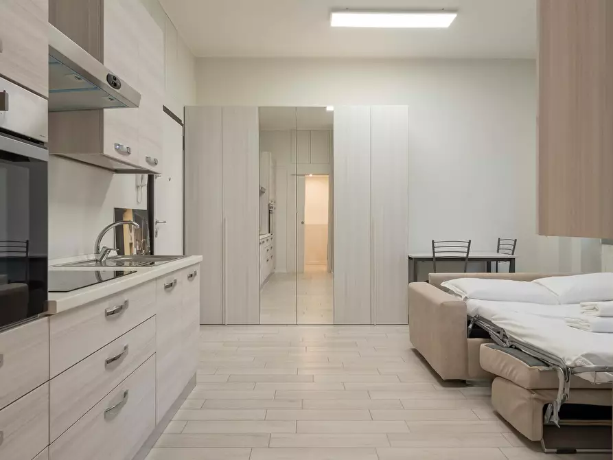 Immagine 9 di Appartamento in affitto  in Via Trasimeno a Milano