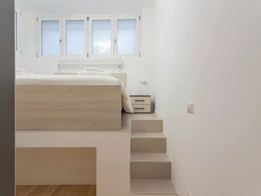 Immagine 10 di Appartamento in affitto  in Via Val Strona a Milano