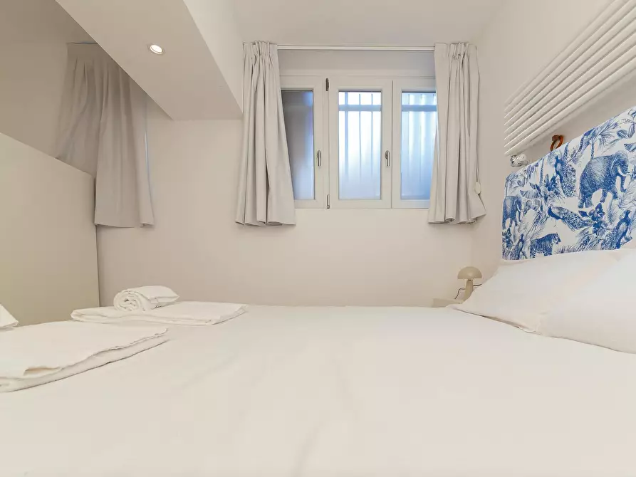 Immagine 6 di Appartamento in affitto  in Via Val Strona a Milano