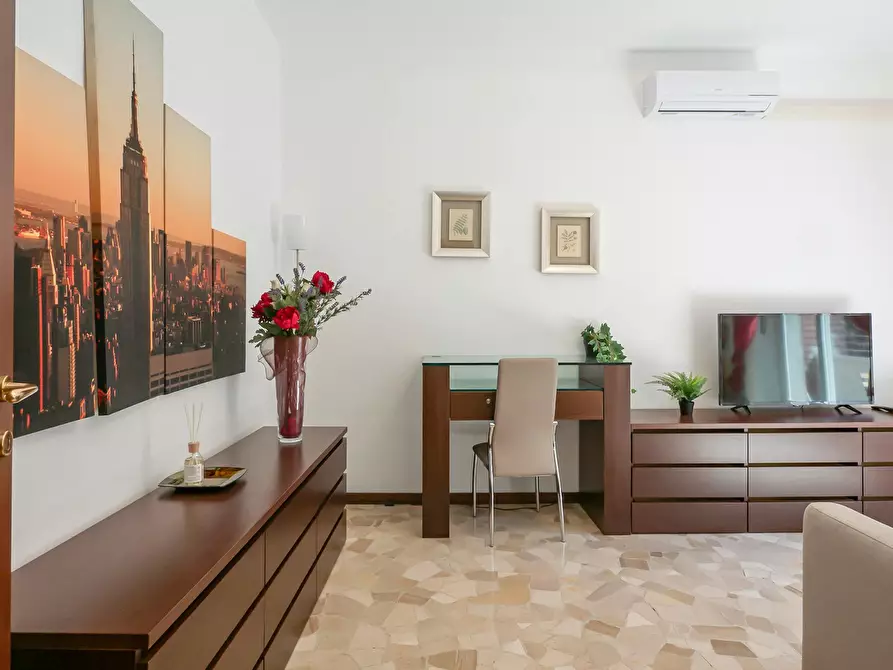 Immagine 10 di Appartamento in affitto  in Via Domenico Veneziano a Milano