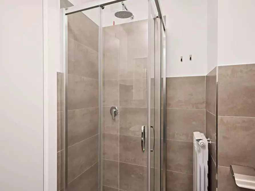 Immagine 9 di Camera in affitto  in Viale Legioni Romane a Milano