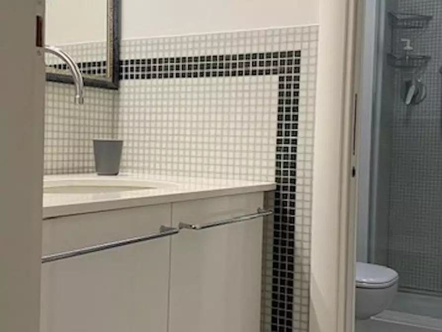 Immagine 10 di Appartamento in affitto  in Corso Vittorio Emanuele II a Torino