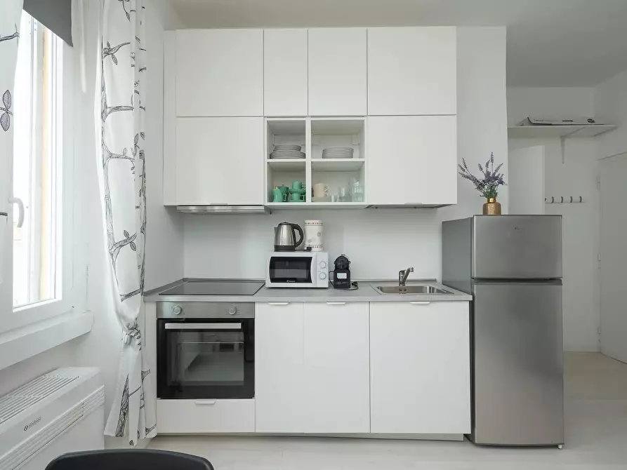 Immagine 9 di Appartamento in affitto  in Via Giulio Carcano a Milano