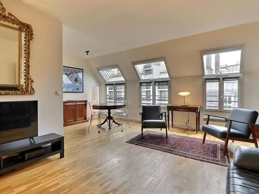 Immagine 2 di Appartamento in affitto  in Rue de Wattignies a Paris