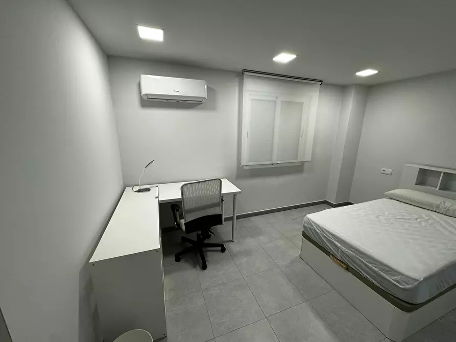 Immagine 3 di Camera in affitto  in Calle General Ordóñez a Barriada Santiago