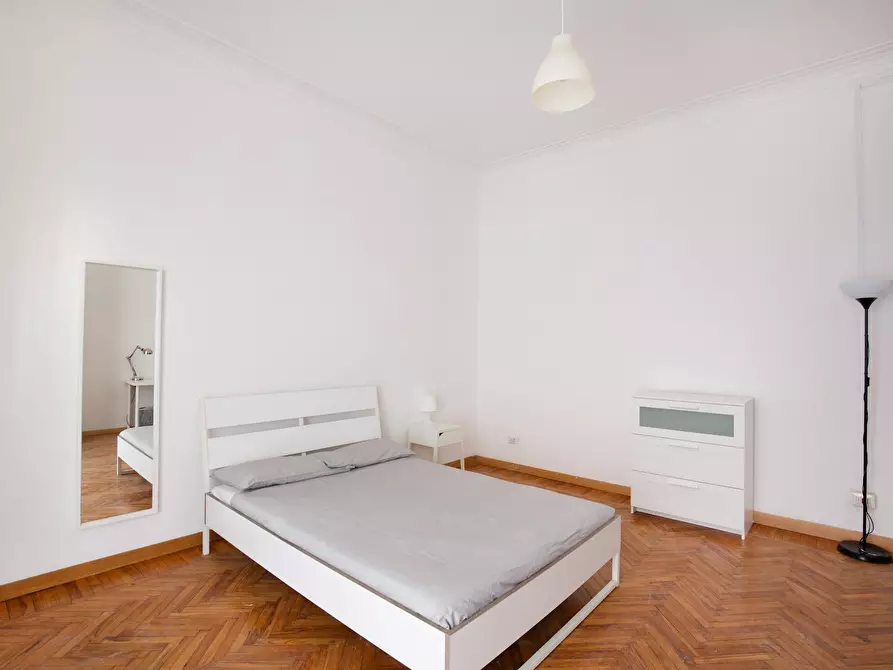 Immagine 5 di Camera in affitto  in Via Raimondo Franchetti a Milano