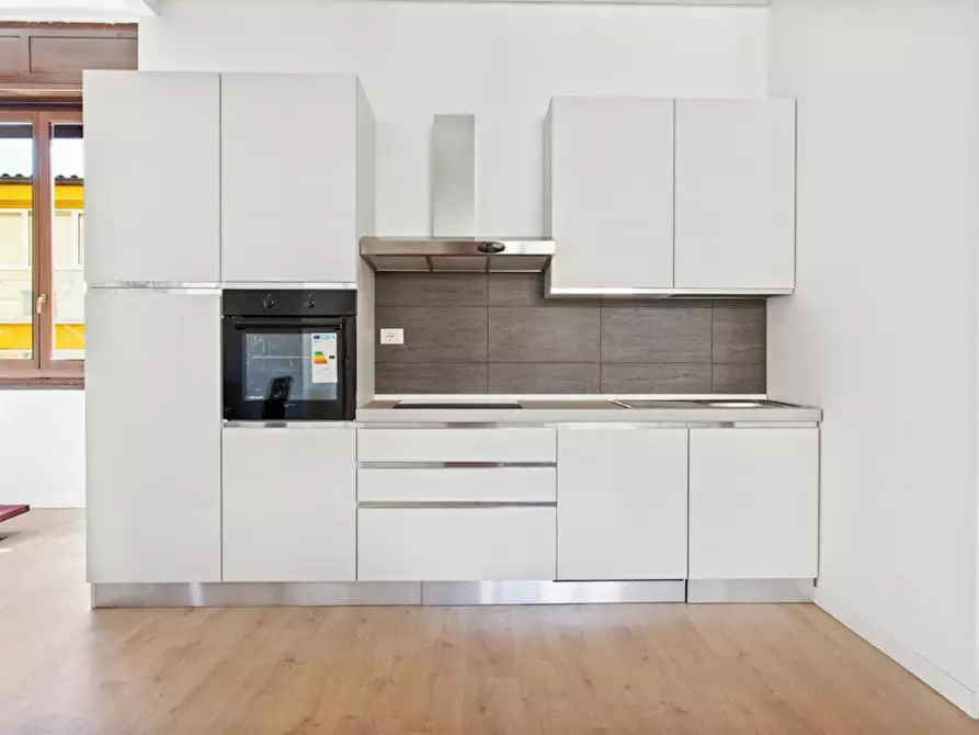 Immagine 10 di Camera in affitto  in Via Privata Minturno a Milano