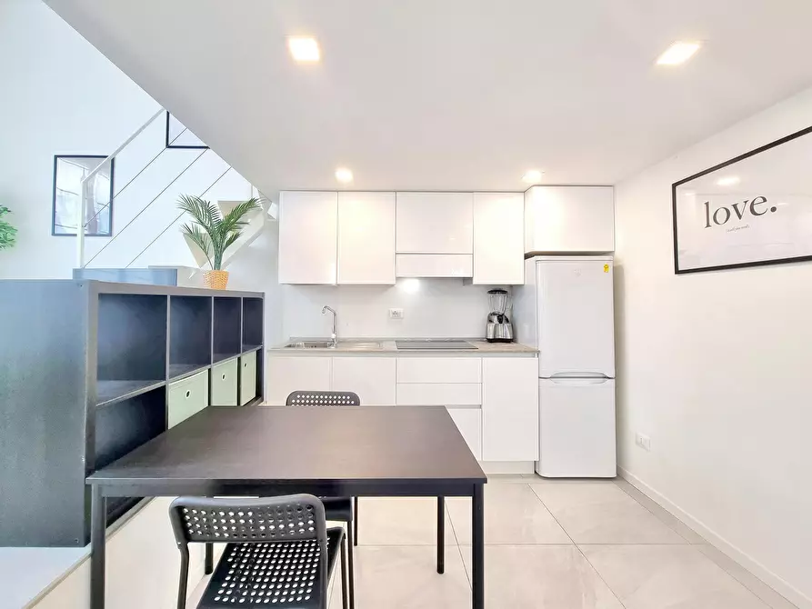 Immagine 4 di Appartamento in affitto  in Viale Ortles a Milano