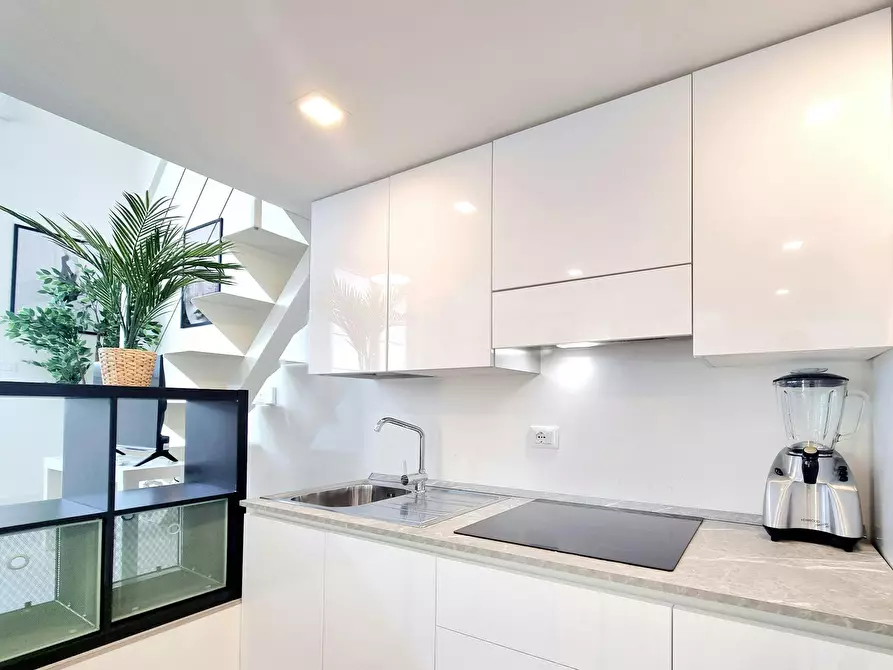 Immagine 3 di Appartamento in affitto  in Viale Ortles a Milano