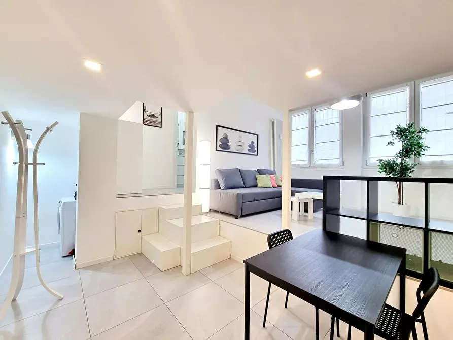 Immagine 10 di Appartamento in affitto  in Viale Ortles a Milano