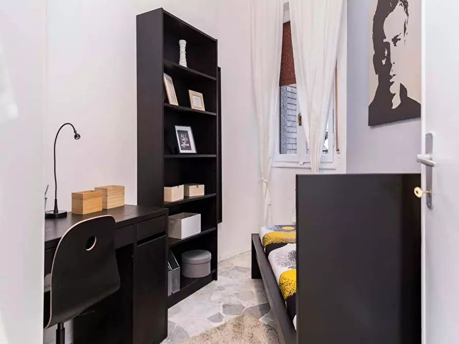 Immagine 2 di Camera in affitto  in Largo Cavalieri di Malta a Milano