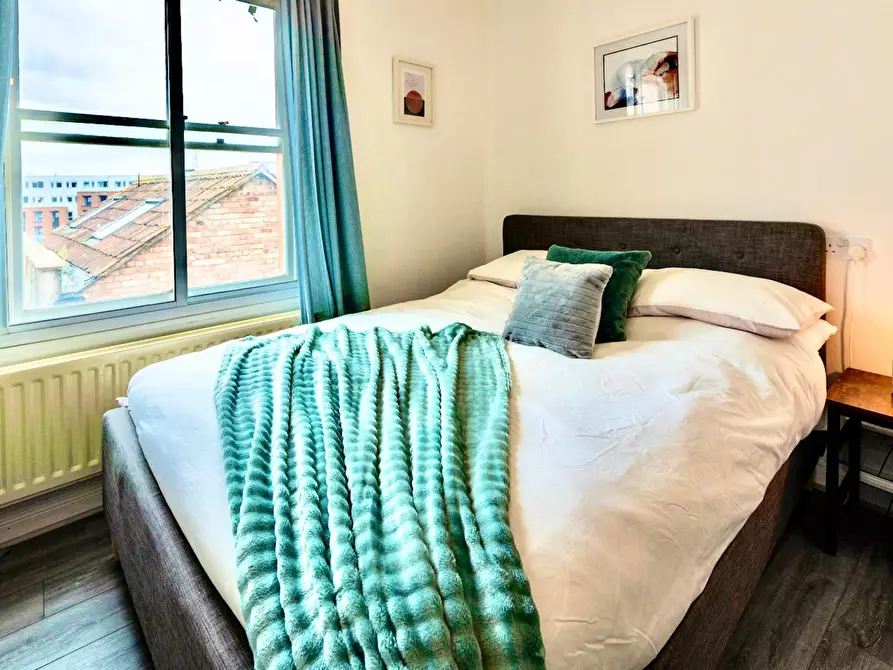 Immagine 2 di Casa indipendente in affitto  in Upper Maudlin Street a Bristol