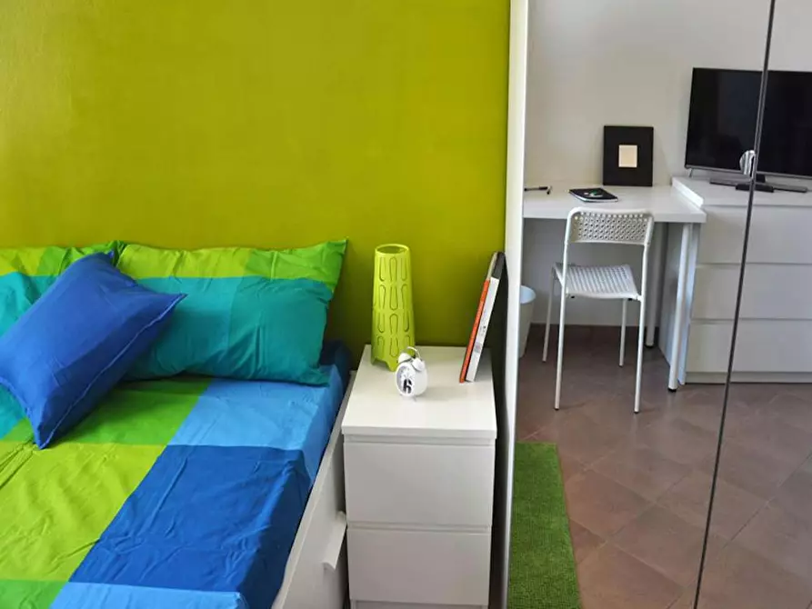 Immagine 4 di Camera in affitto  in Via Gustavo Fara a Milano