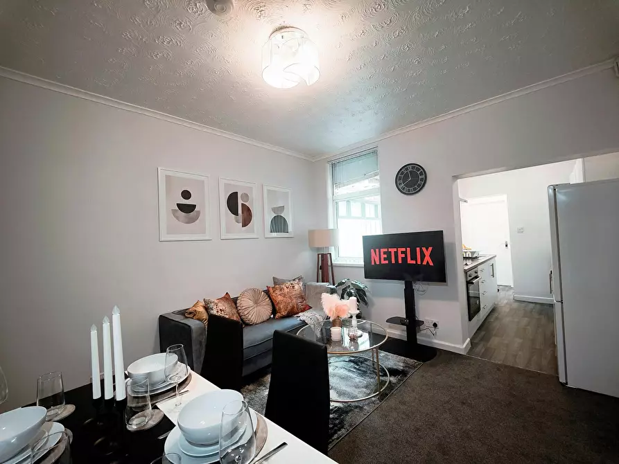 Immagine 8 di Casa indipendente in affitto  in Craddock Street a 