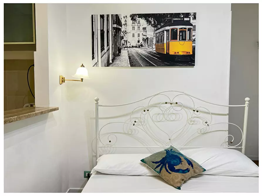 Immagine 7 di Appartamento in affitto  in Via Angelo Olivieri a Roma