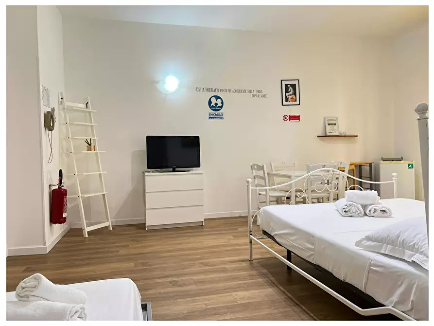 Immagine 1 di Appartamento in affitto  in Via Angelo Olivieri a Roma