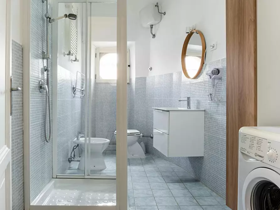 Immagine 8 di Appartamento in affitto  in Lungomare Paolo Toscanelli a Roma