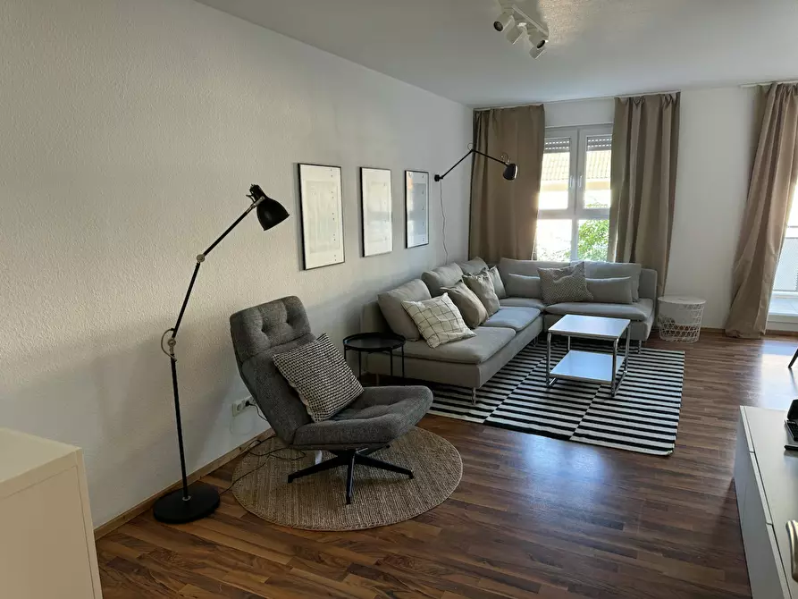 Immagine 1 di Appartamento in affitto  in Oberurseler Weg a Frankfurt am Main