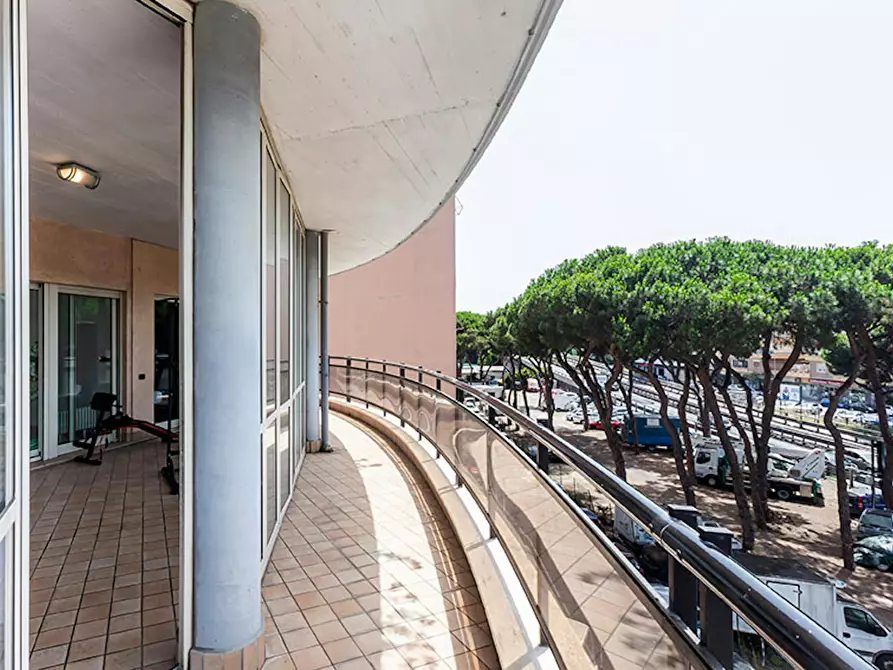 Immagine 7 di Appartamento in affitto  in Via delle Antille a Roma
