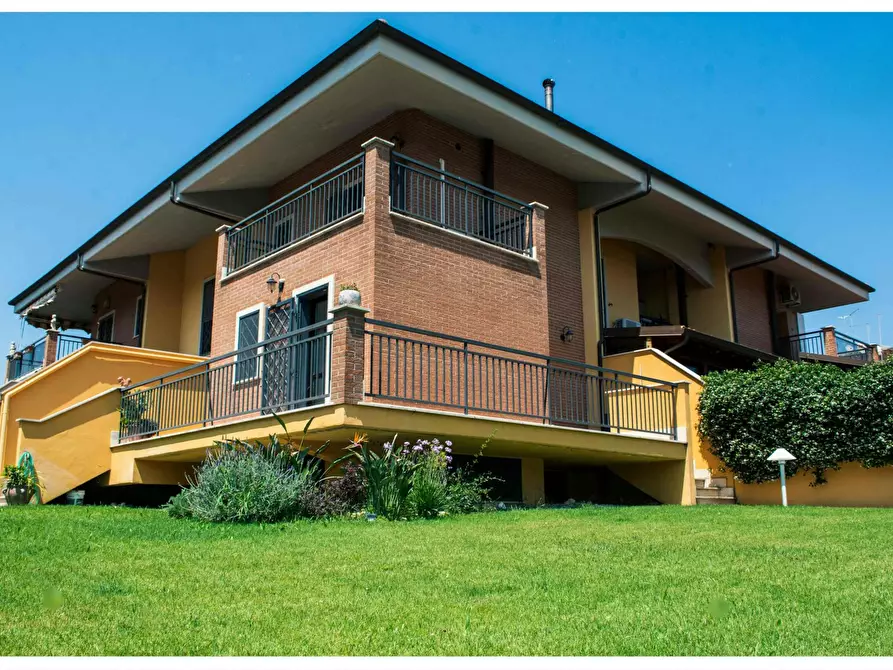 Immagine 7 di Appartamento in affitto  in Via Bersone a Roma