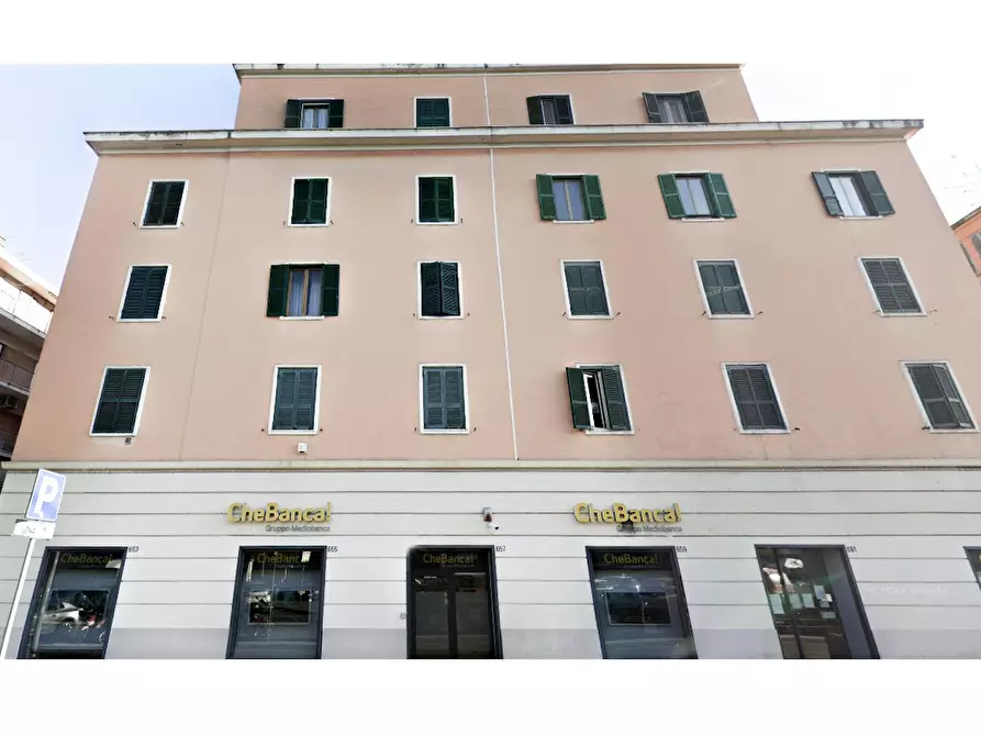 Immagine 8 di Appartamento in affitto  in Via Tuscolana a Roma