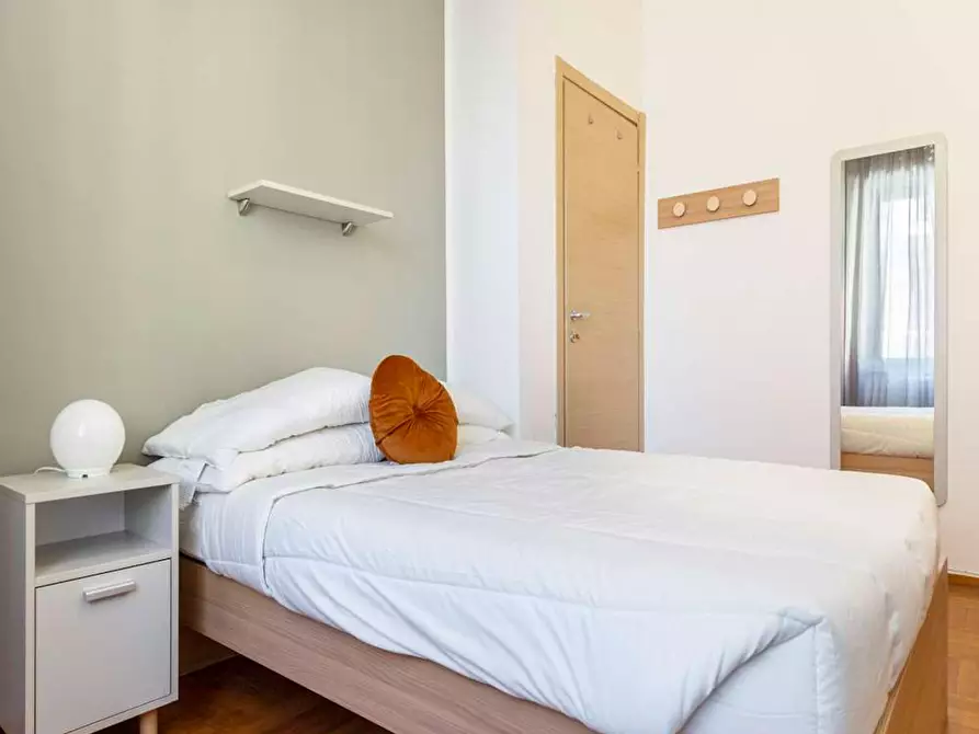 Immagine 1 di Camera in affitto  in Via Amatore Sciesa a Milano