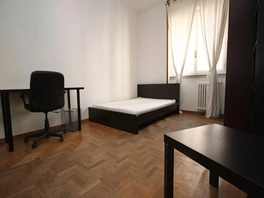 Immagine 5 di Camera in affitto  in Viale Campania a Milano