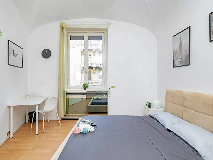 Immagine 3 di Camera in affitto  in Via Cesare Battisti a Milano