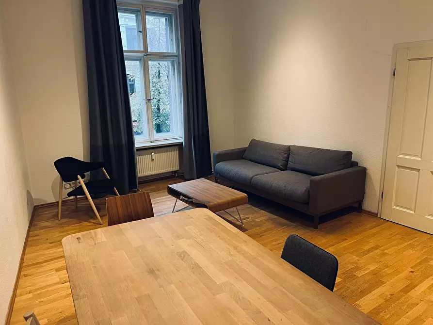 Immagine 3 di Appartamento in affitto  in Chausseestraße a Berlin