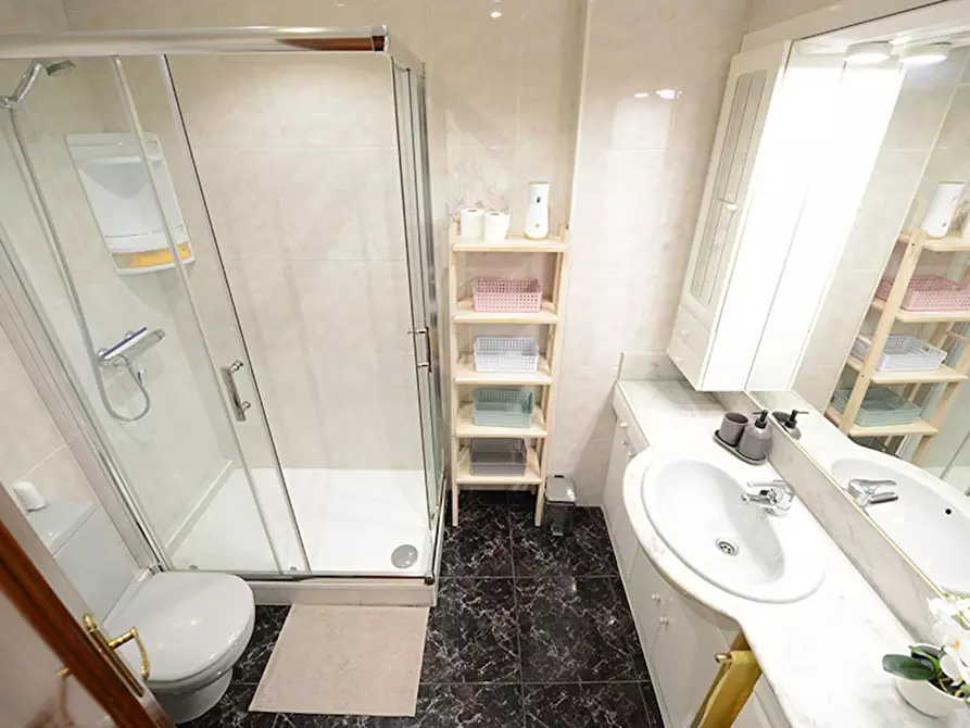 Immagine 10 di Camera in affitto  in Calle Monte Arno a Bilbao