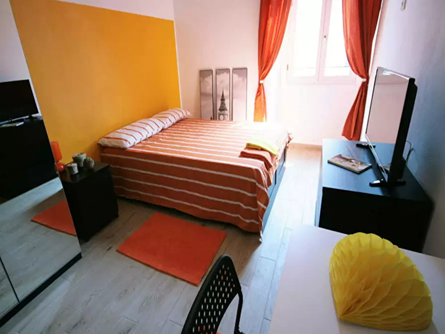 Immagine 5 di Camera in affitto  in Via Mauro Macchi a Milano