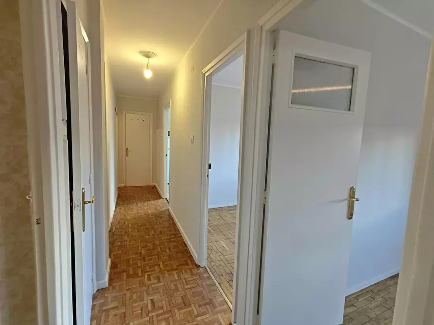 Immagine 8 di Camera in affitto  in Matilde García del Real a Oviedo