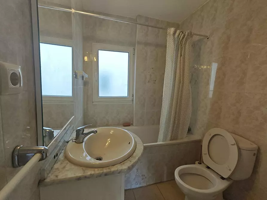 Immagine 7 di Camera in affitto  in Matilde García del Real a Oviedo