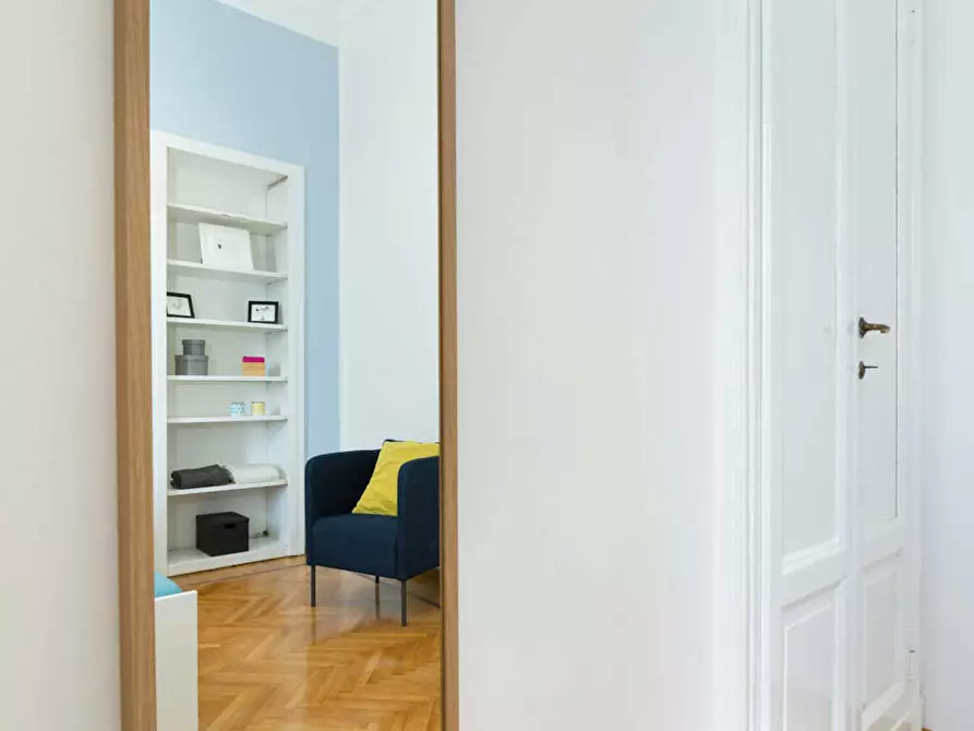 Immagine 5 di Camera in affitto  in Corso di Porta Romana a Milano