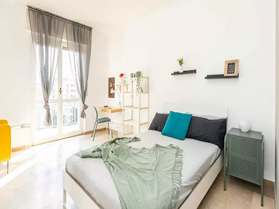 Immagine 6 di Camera in affitto  in Via Arcivescovo Romilli a Milano