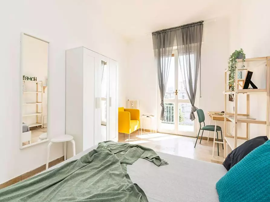 Immagine 8 di Camera in affitto  in Via Arcivescovo Romilli a Milano