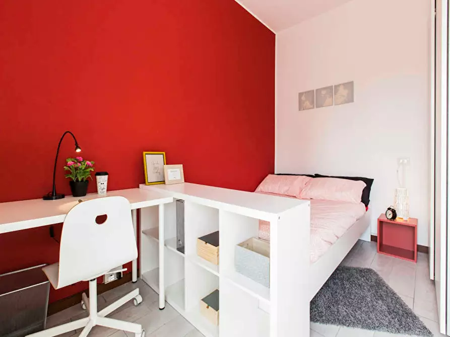 Immagine 1 di Camera in affitto  in Via Pasquale Fornari a Milano