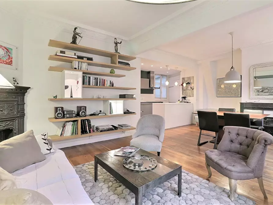 Immagine 5 di Appartamento in affitto  in Rue de Picardie a Paris 03