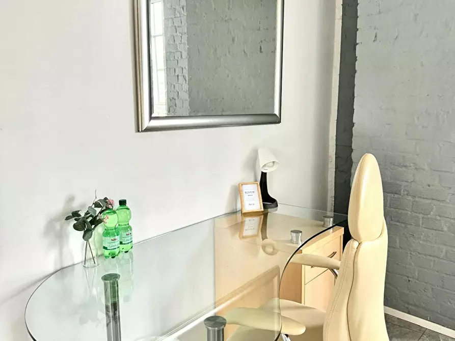 Immagine 4 di Camera in affitto  in Hüttenstraße a Düsseldorf
