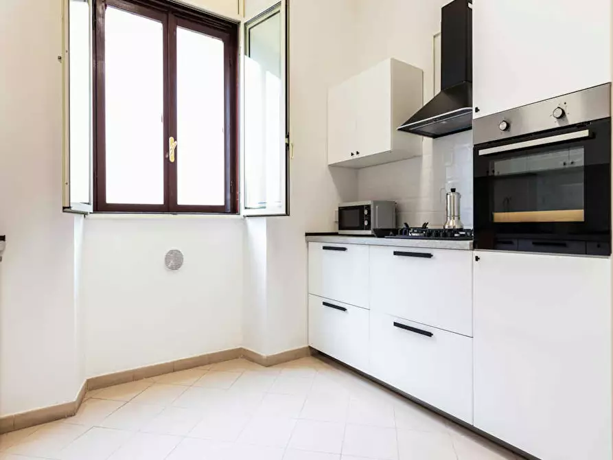 Immagine 8 di Camera in affitto  in Via Boncompagni a Roma