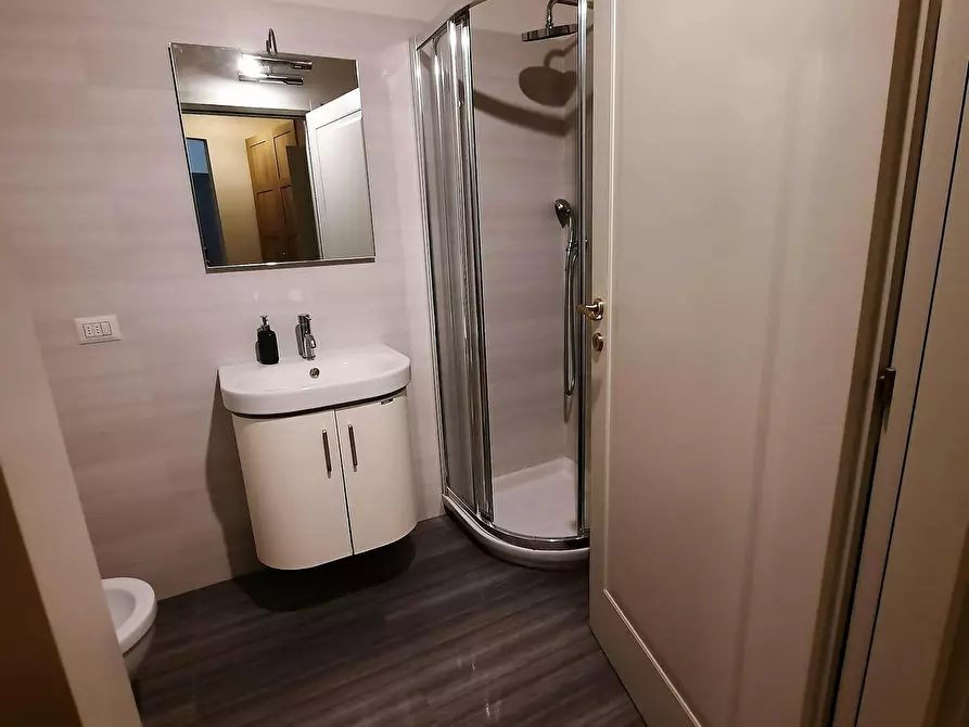 Immagine 7 di Camera condivisa in affitto  in Via Enrico Forlanini a Firenze