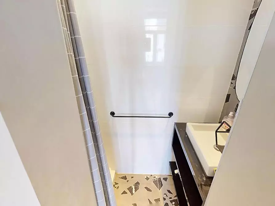 Immagine 5 di Camera in affitto  in Rue de Lannoy a Lille