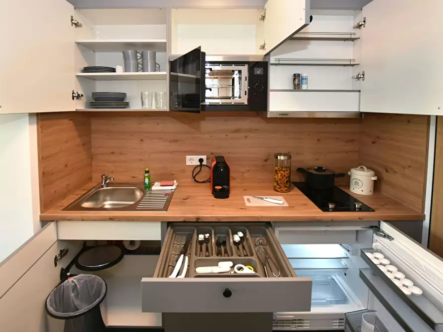 Immagine 9 di Appartamento in affitto  in Henschelstraße a München