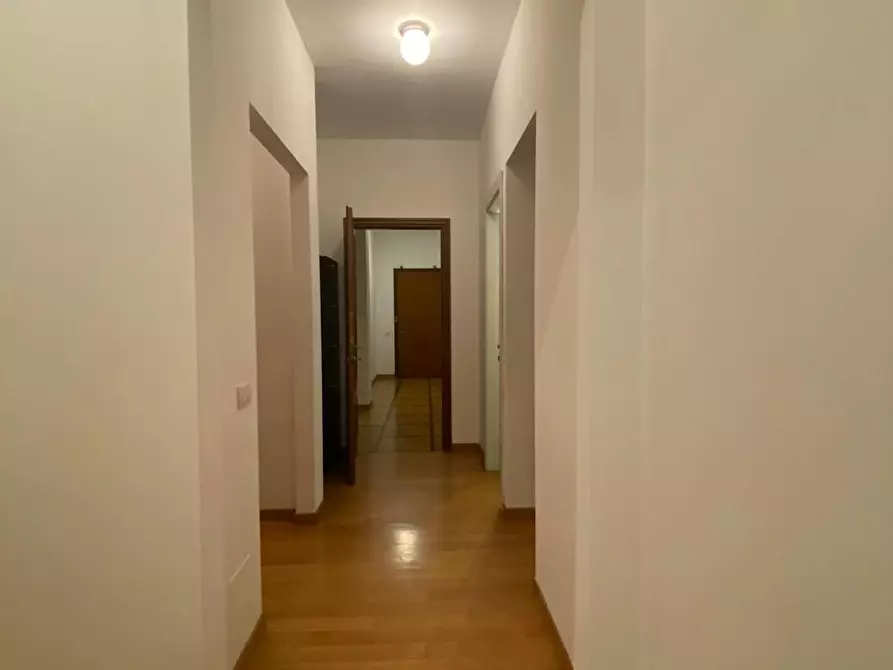 Immagine 9 di Camera in affitto  in Via Carlo Ravizza a Milano