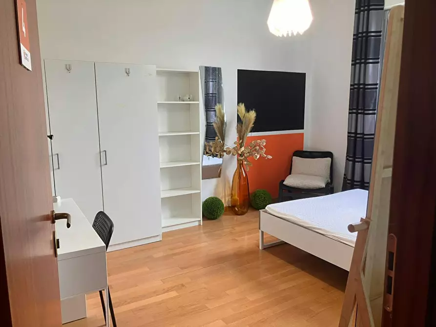 Immagine 6 di Camera in affitto  in Via Libertà a Medicina