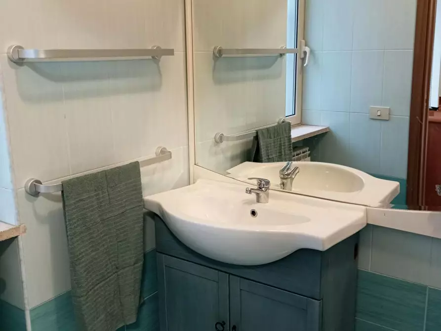 Immagine 3 di Camera in affitto  in Via Francesco di Benedetto a Roma