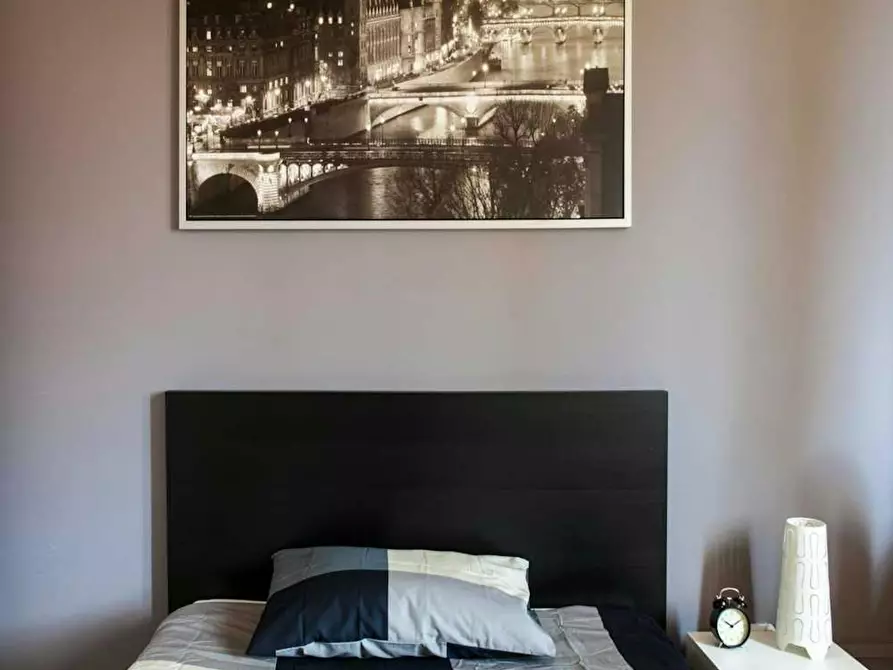 Immagine 3 di Camera in affitto  in Via Belmeloro a Bologna