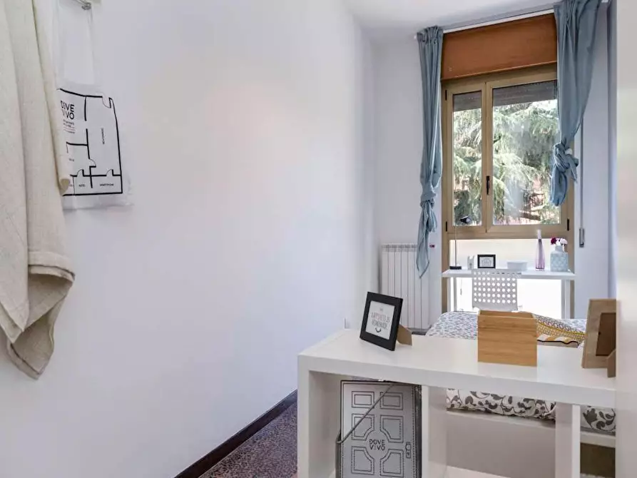Immagine 5 di Camera in affitto  in Viale Giovanni Vicini a Bologna
