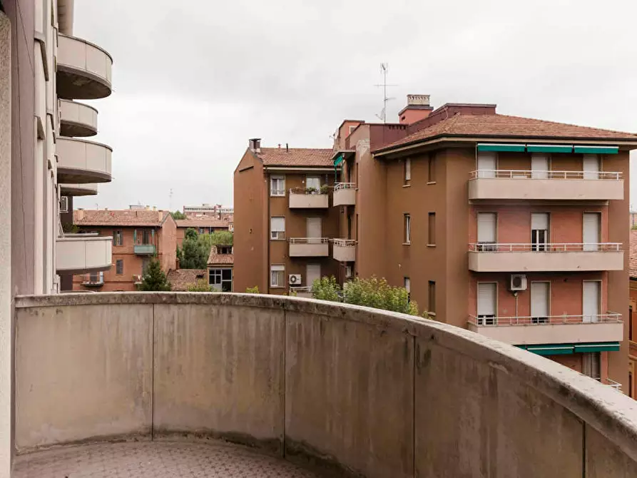 Immagine 8 di Camera in affitto  in Viale Giovanni Vicini a Bologna