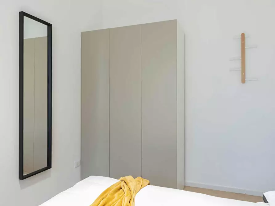 Immagine 5 di Camera in affitto  in Viale Carlo Espinasse a Milano